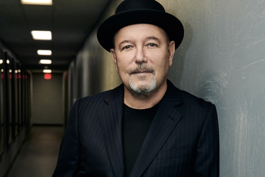 Rubén Blades recibe el Premio Billboard Ícono 2026