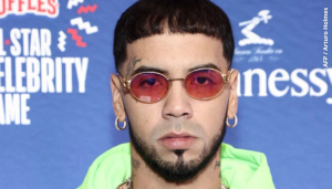 Con insultos, Anuel anuncia que no piensa mostrar a su hija Cattleya