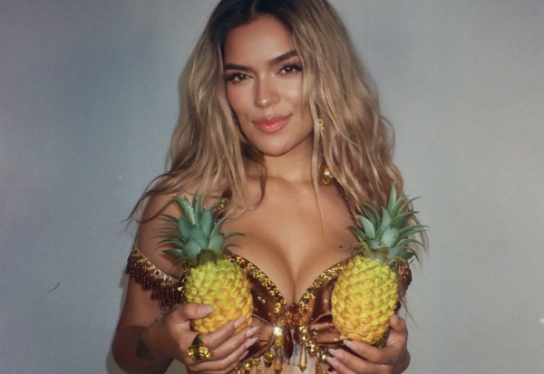 Karol G hace historia como headliner en Coachella