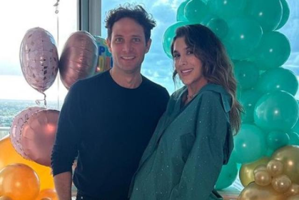 Daniela Ospina y Gabriel Coronel anunciaron el nacimiento de su hijo