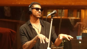 Manuel Medrano lanzó nuevo álbum