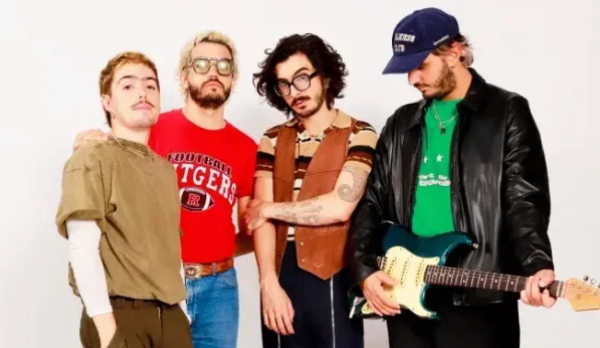 Morat lanza &quot;Cuarto de Hotel&quot;, su nueva canción