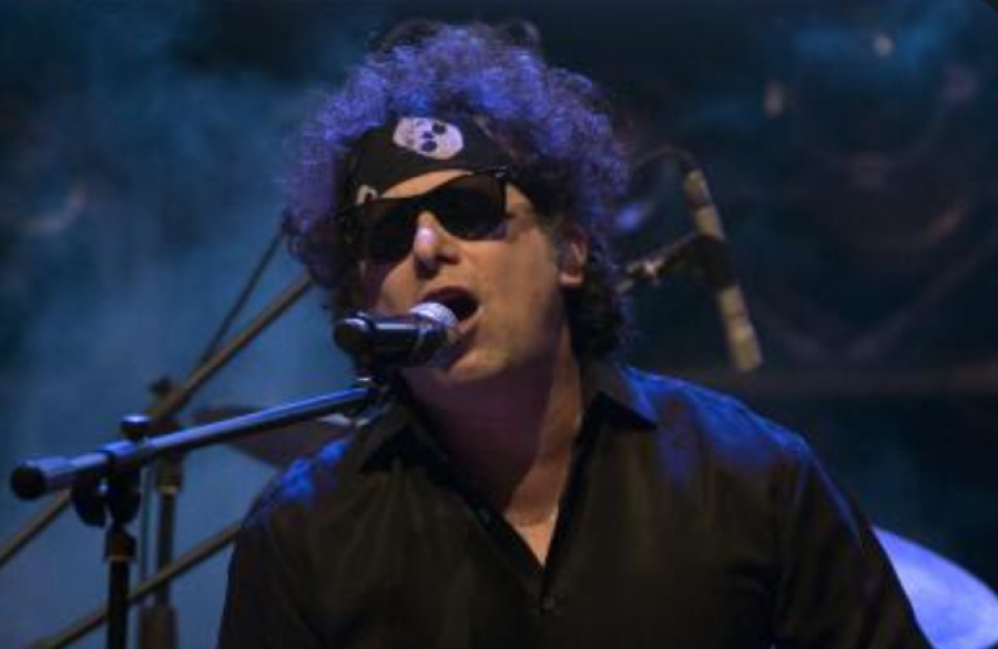 Andrés Calamaro abandonó pleno concierto en Cali