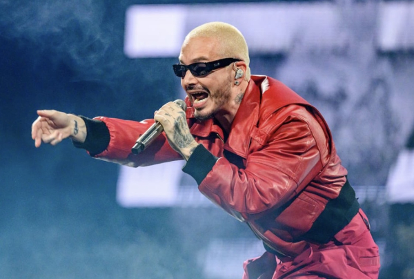 J Balvin se convierte en el nuevo embajador de Giorgio Armani