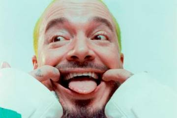 J Balvin recorrió el Pueblito Paisa junto a Ryan Castro y Eladio Carrión