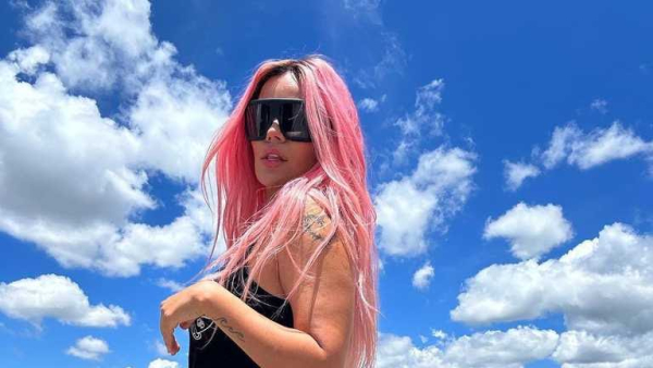 Intentan insultar a Karol G al llamarla “guisa con plata”, pero así respondió la cantante