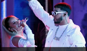 Anuel AA se burló de Arcángel y recordó a Karol G en concierto