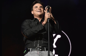Silvestre Dangond presenta su nuevo sencillo ‘hay amores’