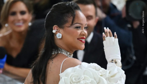 Rihanna anuncia la llegada de nuevo disco