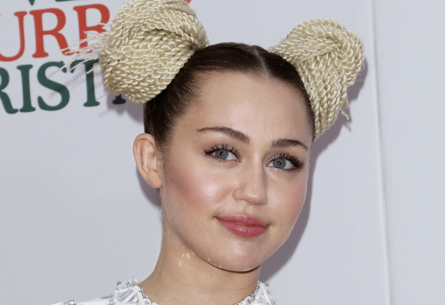 Miley confirma el lanzamiento de su nuevo álbum 'Bass Persuades'