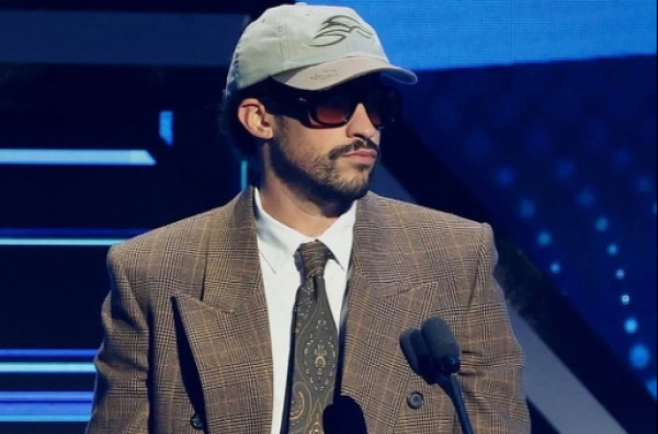 Bad Bunny fue homenajeado en los Premios Billboard 2025