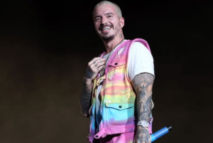 J Balvin vivió momento de preocupación por su salud durante su último concierto