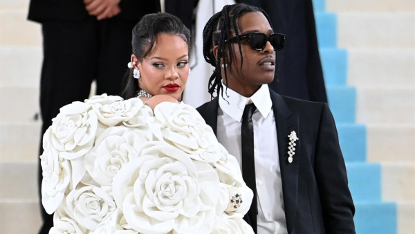 Rihanna volvió a ser madre