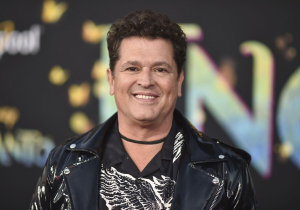 &quot;Me pasó algo, me estoy muriendo&quot;: susto de Carlos Vives con gas lacrimógeno en concierto