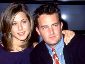 Jennifer Aniston rinde homenaje a Matthew Perry de Friends: “Amaba hacer reír a la gente”