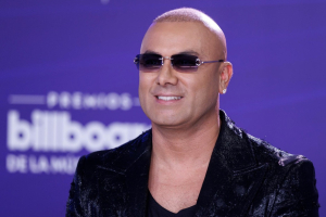 Wisin estrena ‘La Universidad del Perreo’