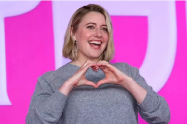 La increíble carrera de Greta Gerwig, la directora de Barbie, la película que ya supera los 1.000 millones de dólares