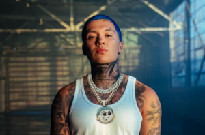 Sigue la denuncia a Blessd de secuestro, tortura y amenazas