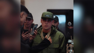 Sentencian a Cosculluela a tres años en probatoria por violencia machista
