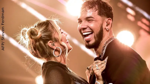 Karol G habría pasado su cumpleaños con Anuel, según prensa internacional